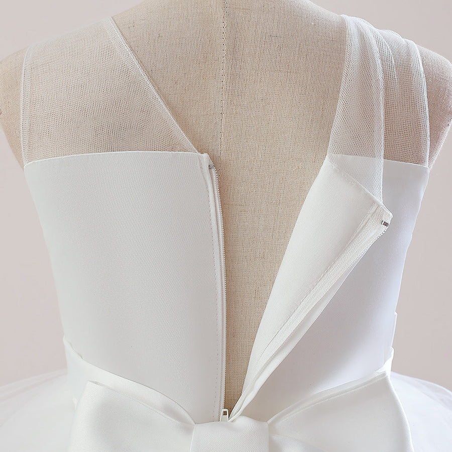 Ballkleid U-Ausschnitt Ärmellose Blumenmädchenkleider mit Rüschen