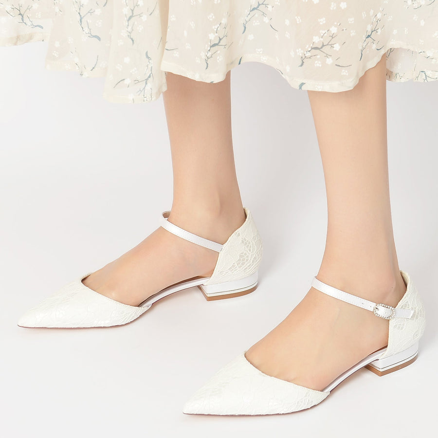Damen Seidensatin mit Knöchelriemen Spitze Geschlossene Zehen Flacher Absatz Hochzeitsschuhe