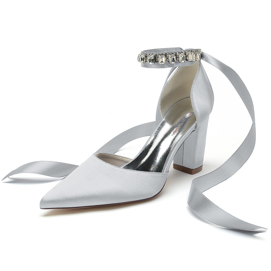 Damen Abendschuhe aus Seidensatin mit Knöchelriemen, Schnürung, geschlossener Spitze und klobigem Absatz