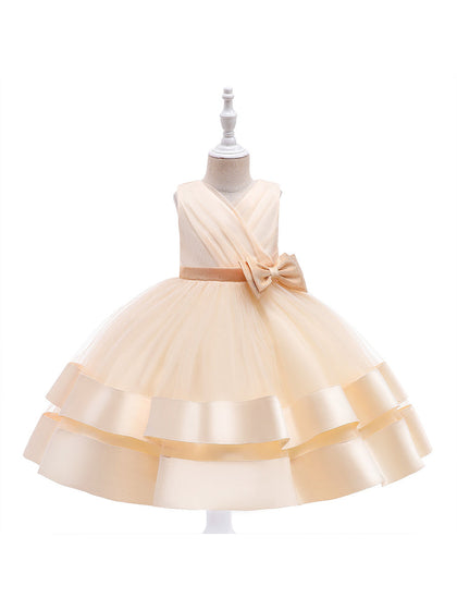 Ballkleid V-Ausschnitt Ärmelloses Blumenmädchenkleid mit Schleife