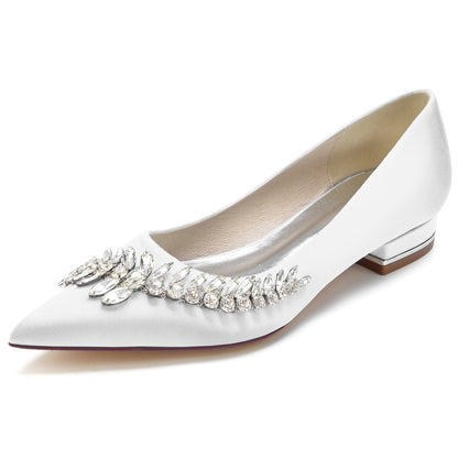 Damen Seidensatin mit flachem Absatz Geschlossene Zehenpartie Strass Partyschuhe