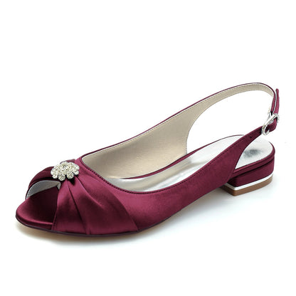 Damen Seidensatin mit Blumen-Strass Geschlossene Zehenpartie Flacher Absatz Partyschuhe