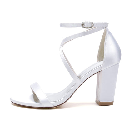 Damen Seidensatin mit Knöchelriemen Peep Toe Blockabsatz Hochzeitsschuhe