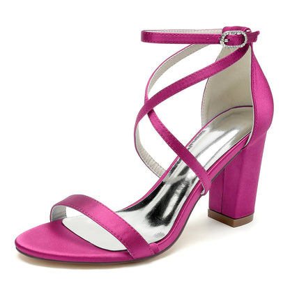 Damen Seidensatin mit Knöchelriemen Peep Toe Blockabsatz Hochzeitsschuhe