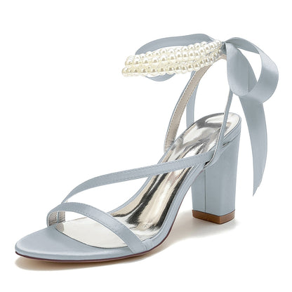 Damen Seidensatin mit Knöchelriemen Schnürung Perlen Peep Toe Blockabsatz Hochzeitsschuhe