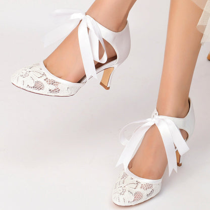 Damen Spitze Seidensatin Mit Knöchelriemen Geschlossene Zehenpartie Spool Heel Brautschuhe