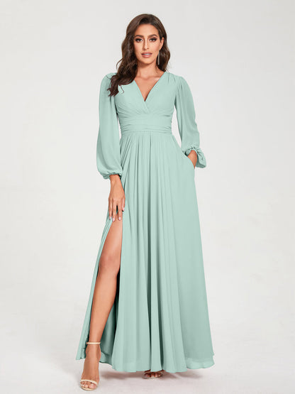 A-Linie/Princess-Linie Chiffon V-Ausschnitt Lange Ärmel Seitlicher Schlitz Bodenlang mit Taschen Brautjungfernkleider