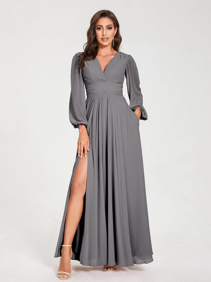 A-Linie/Princess-Linie Chiffon V-Ausschnitt Lange Ärmel Seitlicher Schlitz Bodenlang mit Taschen Brautjungfernkleider