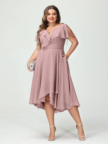 A-Linie/Prinzessin V-Ausschnitt Kurze Ärmel Chiffon Rüschen Hoch-Tief Übergröße Brautjungfernkleider mit Taschen
