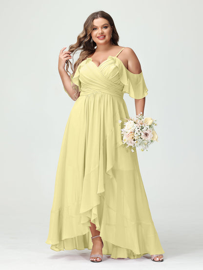 A-Linie/Princess-Linie Spaghettiträger V-Ausschnitt Kurze Ärmel Chiffon Rüschen Asymmetrisch Brautjungfernkleider In Übergröße